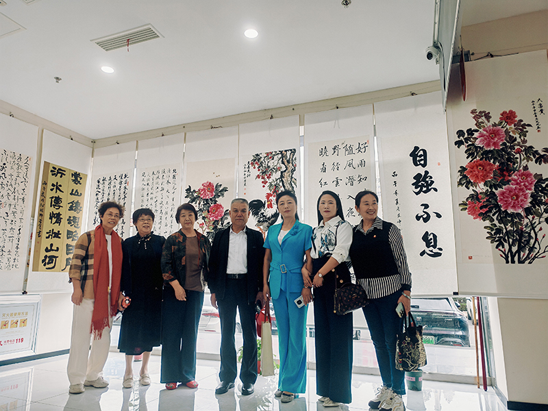 翰墨颂盛世 丹青迎华诞兰山老年书画研究会教育分会国庆书画展开幕 第 8 张 翰墨颂盛世 丹青迎华诞兰山老年书画研究会教育分会国庆书画展开幕 第 8 张