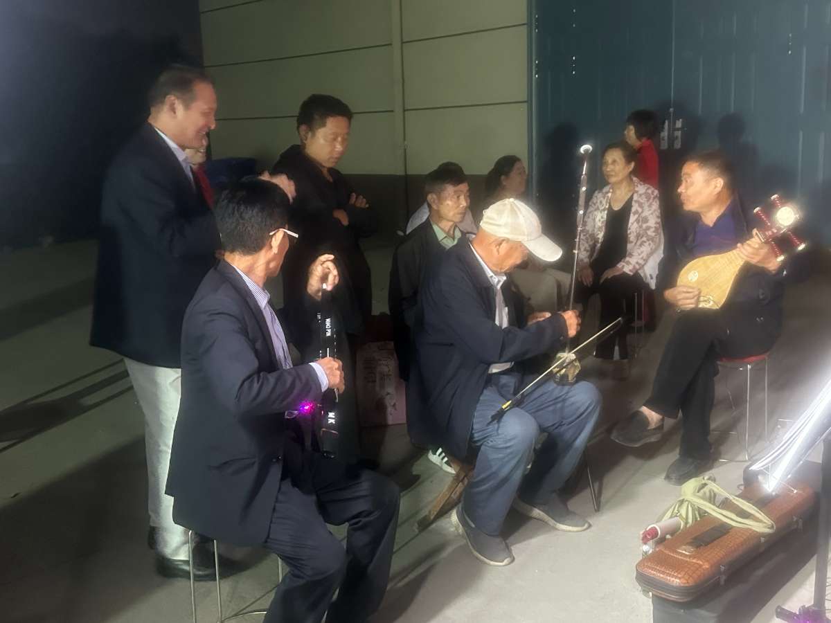 唱响沂蒙·乐享生活  金秋美食娱乐嘉年华暨2026助农惠民文化市集成功举办 第 18 张